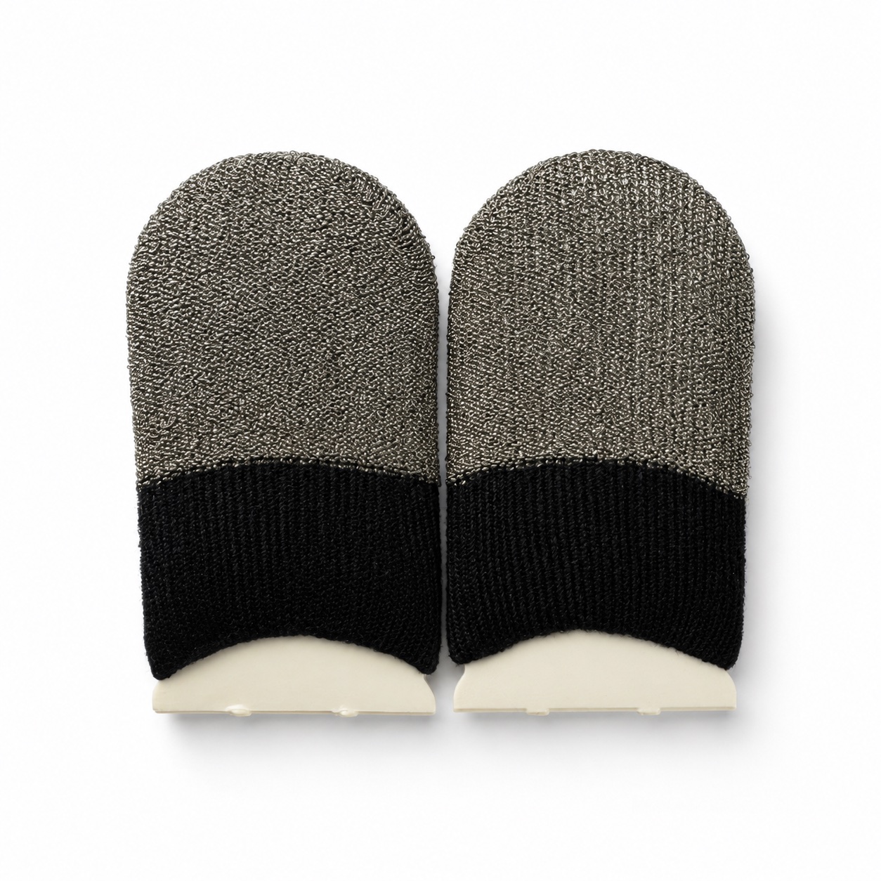 Silver splice gaming finger sleeves